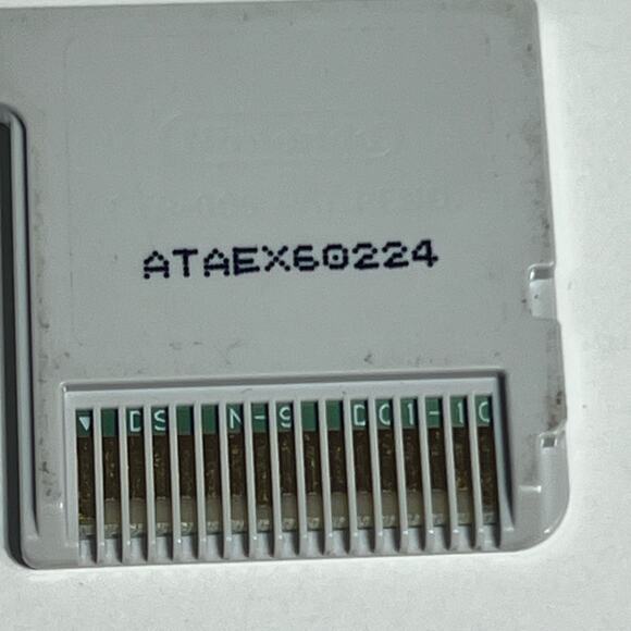 Yoshi's New Island Authentic Nintendo 3DS Game Cartridge Only video game TESTED - Picture 5 of 9